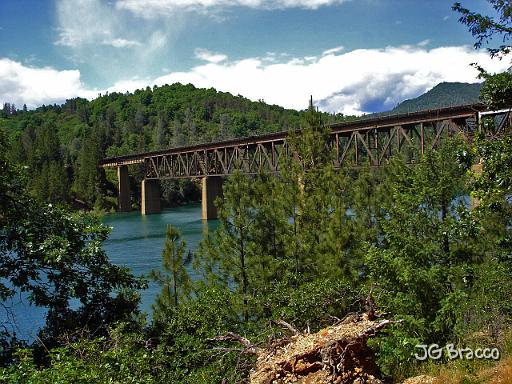 DSC01600.tif - Lake Shasta