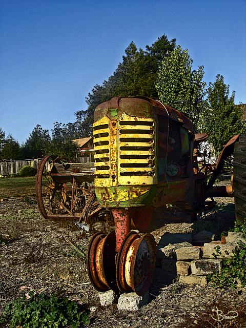 DSC07744.tif - Tractor, Cotati
