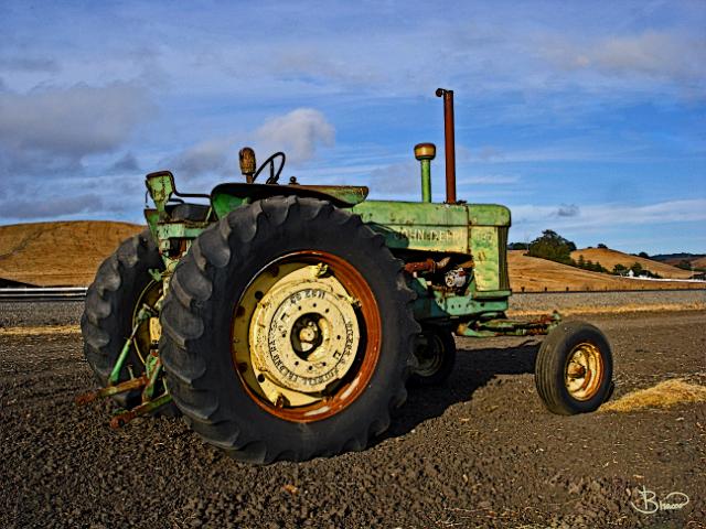 DSC11103.tif - John Deere 730