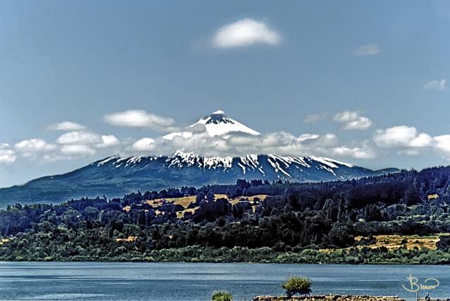 volcan1.tif - Vulcan, Chile
