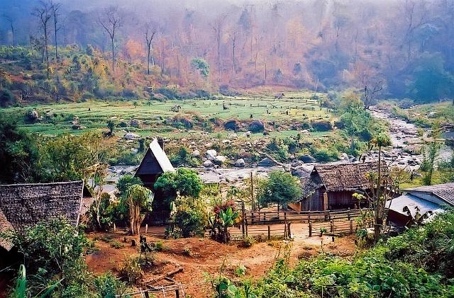 6953300-R2-E023.tif - Village, Northern Thailand
