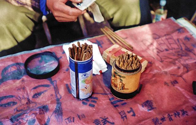 fortune.tif - Fortune Teller, China