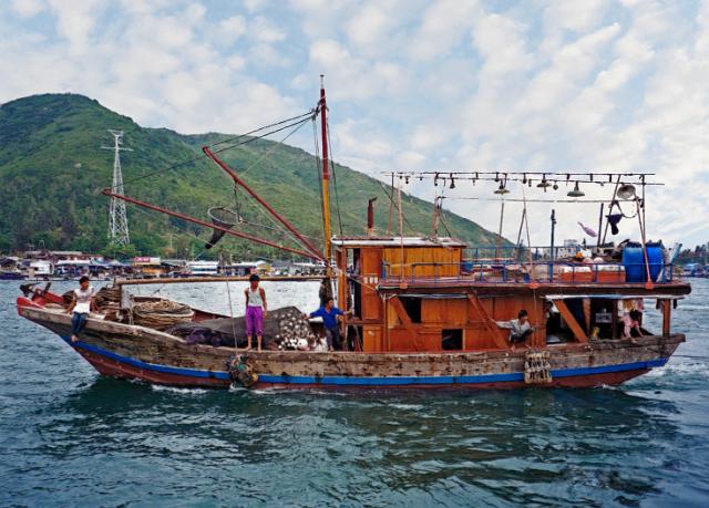 lingsheu-v3.tif - Fishing Boat, Linshei China